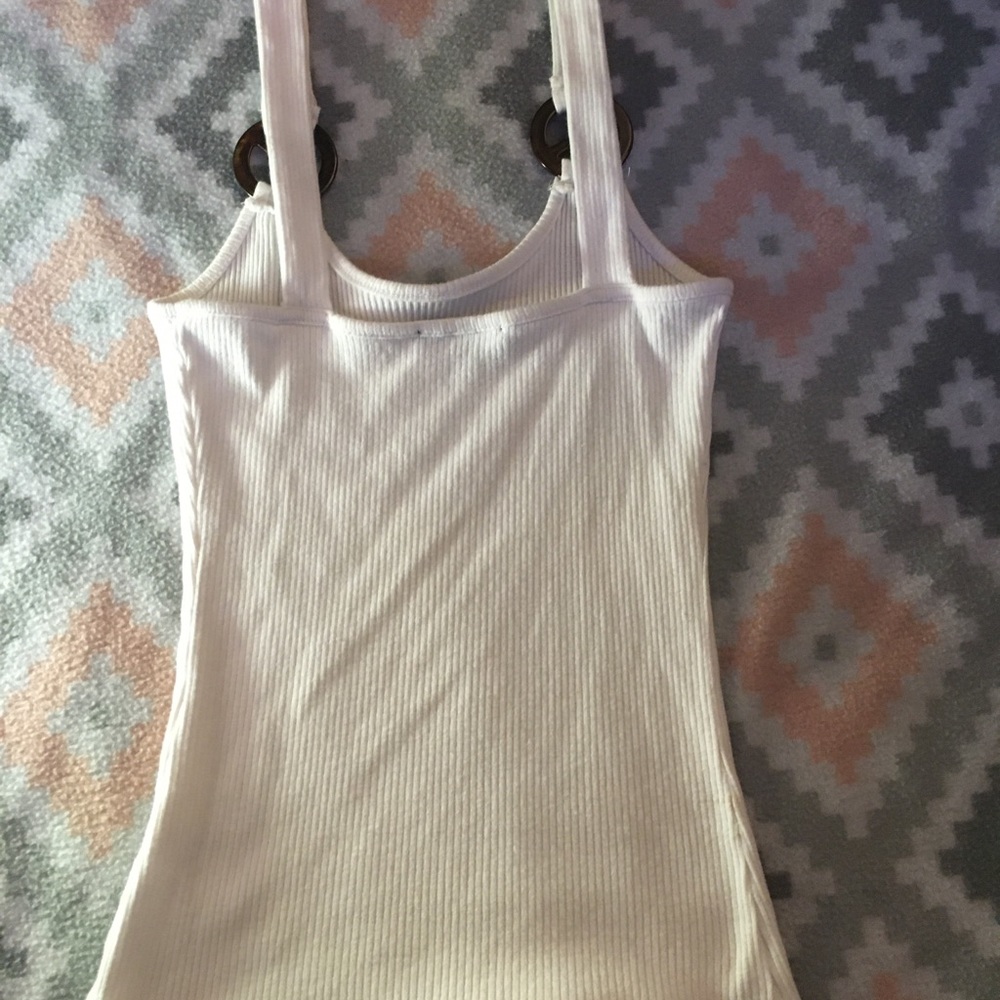 White Tee! - Picture 5 of 5